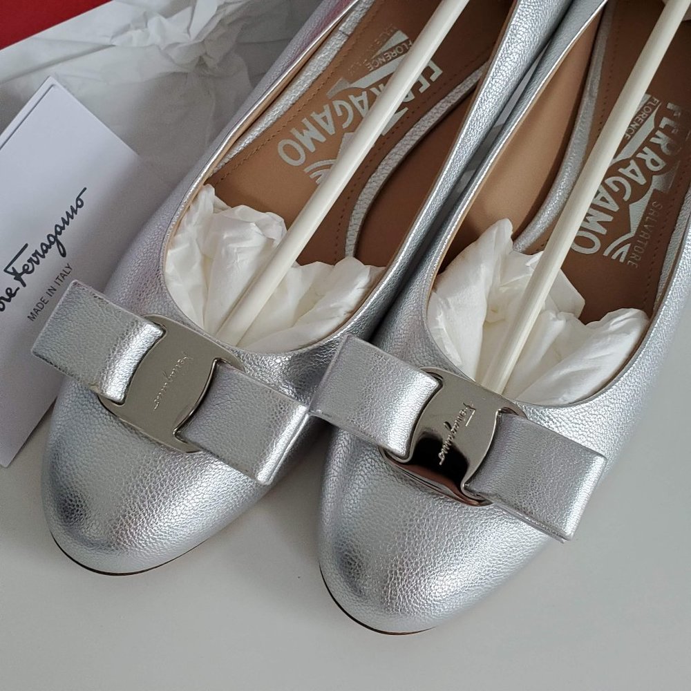 Classy Metallic Leather Kitten Heel Flats